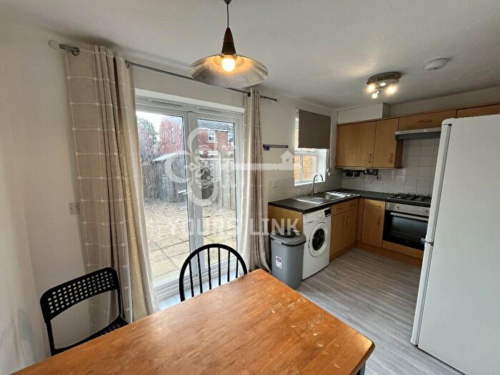 4 Bedroom Terraced House To Rent In Lancelot Road, Bristol, BS16