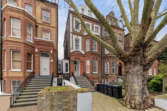 3 Bedroom Flat To Rent In Fellows Road, Swiss Cottage, NW3