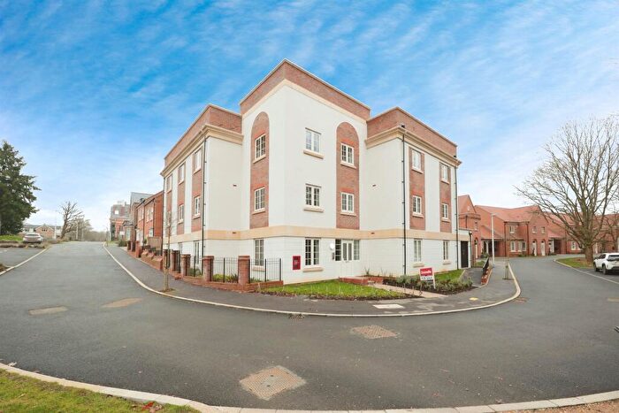 2 Bedroom Apartment For Sale In Kendrick Avenue, Wilton Park, Beaconsfield, HP9