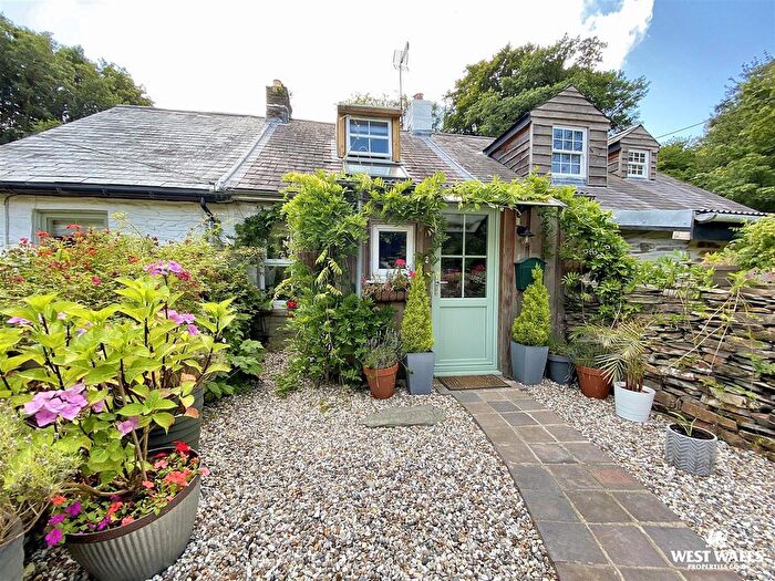 2 Bedroom Terraced House For Sale In Llandilo, Clynderwen, SA66