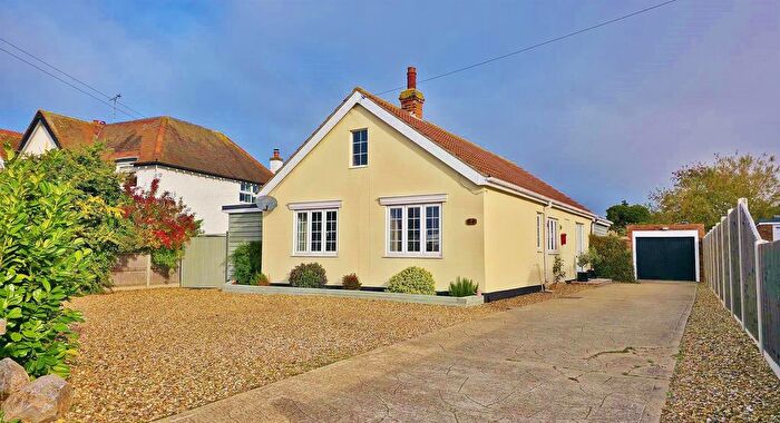 4 Bedroom Detached Bungalow For Sale In Frinton Road, Kirby Cross, CO13