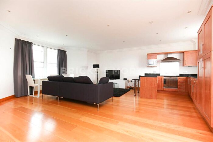 2 Bedroom Apartment To Rent In Murton House, Grainger Street, NE1