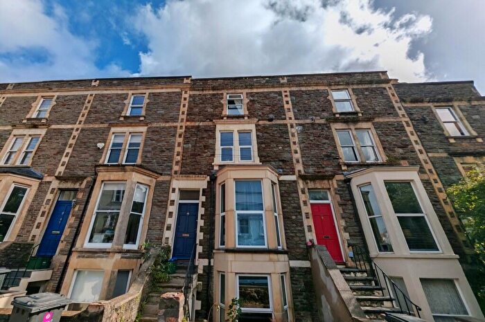 5 Bedroom House To Rent In Roslyn Road – Ref, BS6