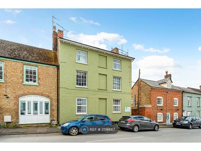 1 Bedroom Flat To Rent In London Street, Faringdon, SN7