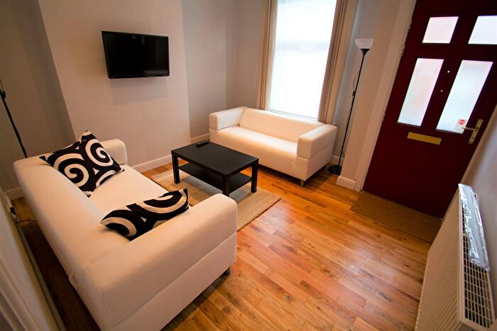 2 Bedroom Terraced House To Rent In Burley Lodge Terrace, Hyde Park, Leeds, West Yorkshire, LS6