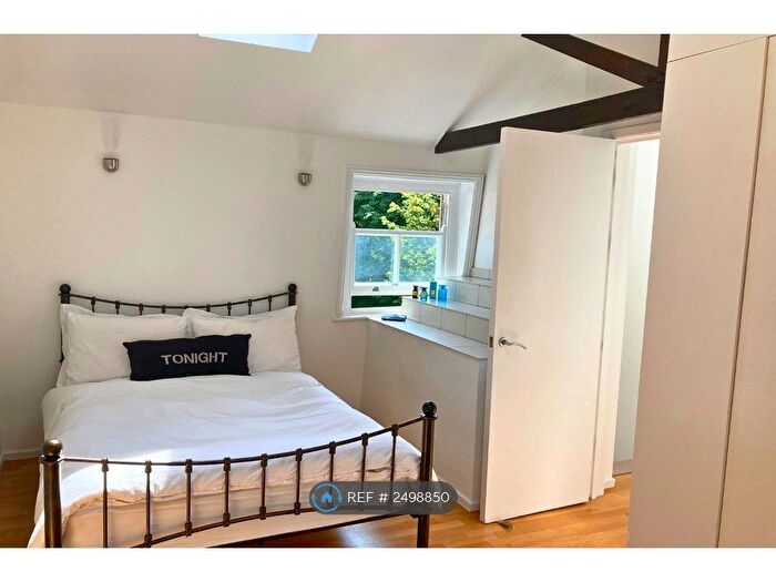 1 Bedroom Flat To Rent In Norman Street, London, EC1V