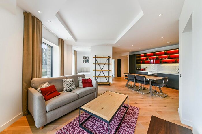 3 Bedroom Flat To Rent In Grantham House, London City Island, London, E14