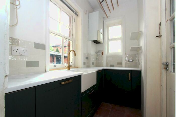 2 Bedroom Apartment To Rent In Leaside Mansions, Fortis Green, N10