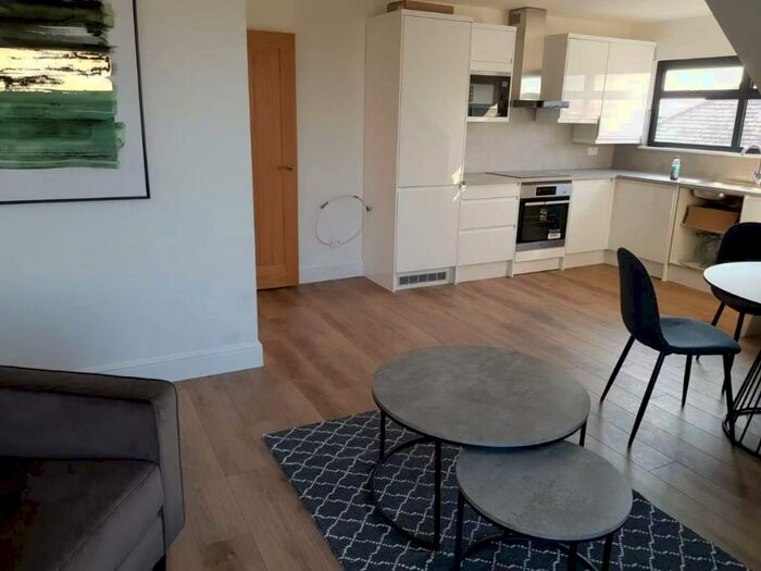 1 Bedroom Apartment To Rent In Hendon Way London, NW4