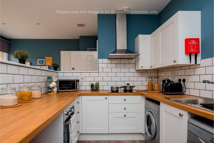 4 Bedroom House To Rent In Lebanon Close, EX4