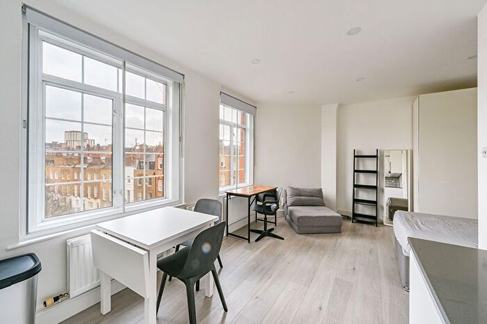 Studio To Rent In Harrowby Street, Marylebone, London, W1H