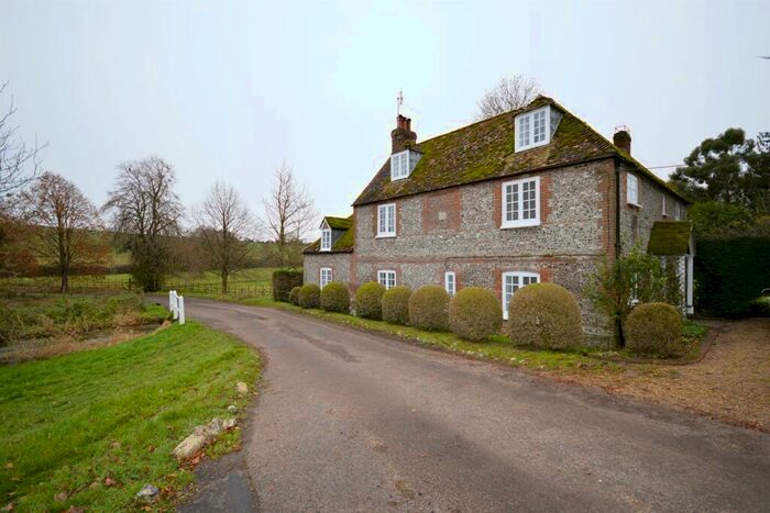 6 Bedroom Detached House To Rent In Lordington, Chichester, PO18
