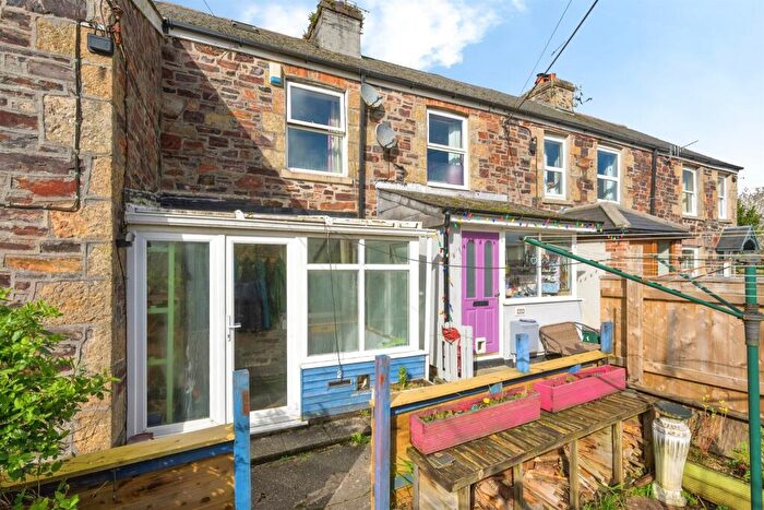 2 Bedroom Character Property For Sale In Park Terrace, Ivybridge, PL21