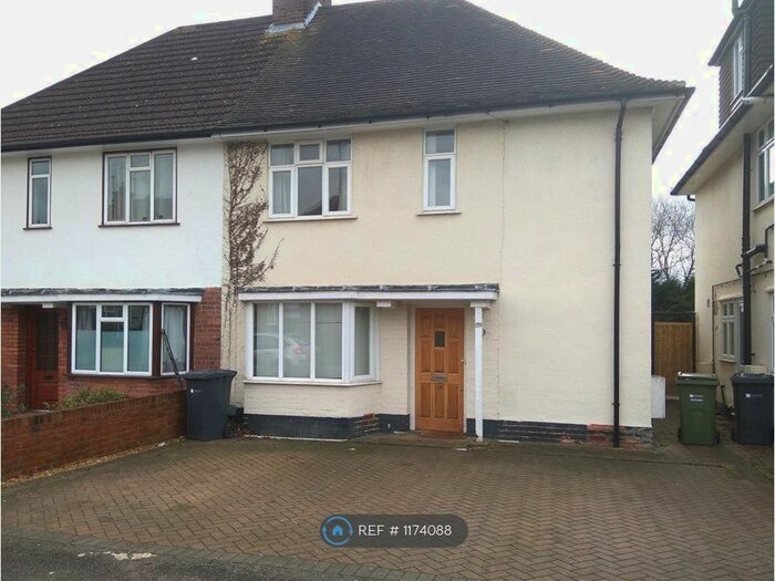 5 Bedroom Semi-Detached House To Rent In Weston Road, Guildford GU2