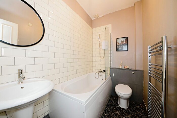 1 Bedroom Flat To Rent In St. James Apartments, London, E17