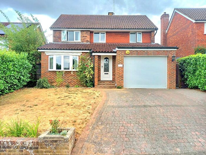 4 Bedroom Detached House For Sale In Orchard Way, Horsmonden, TN12