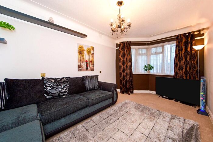 2 Bedroom Apartment For Sale In Barons Court, Church Lane, Kingsbury, NW9