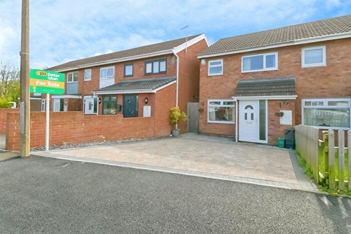 3 Bedroom Semi-Detached House For Sale In Monmouth Way, Boverton, Llantwit Major, CF61