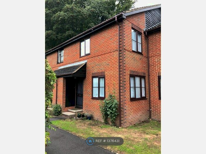 1 Bedroom End Of Terrace House To Rent In Limeway Terrace, Dorking, RH4