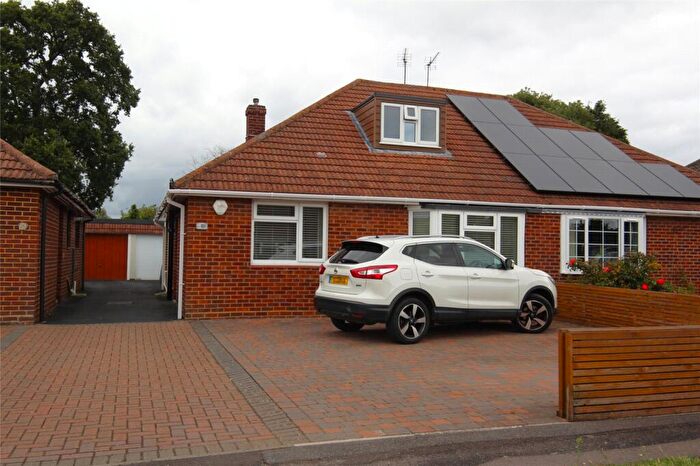 4 Bedroom Bungalow For Sale In Place House Close, Fareham, Hampshire, PO15