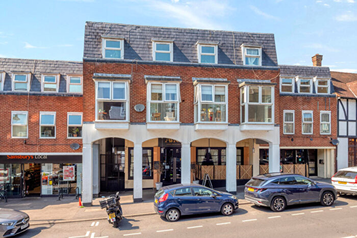 2 Bedroom Apartment For Sale In High Street, Cheam, Sutton, SM3