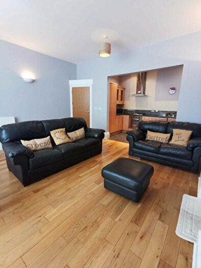 2 Bedroom Flat To Rent In Walter Road, City Centre, Swansea, SA1