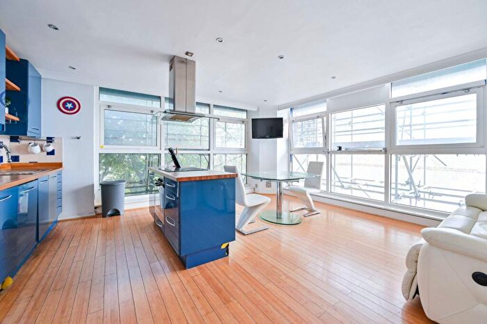 2 Bedroom Flat To Rent In Sweden Gate, Rotherhithe, London, SE16