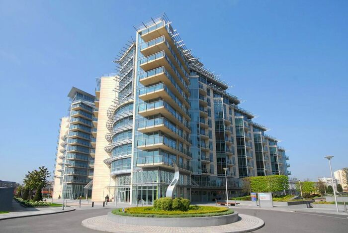 1 Bedroom Flat To Rent In Juniper Drive, Battersea, London, SW18