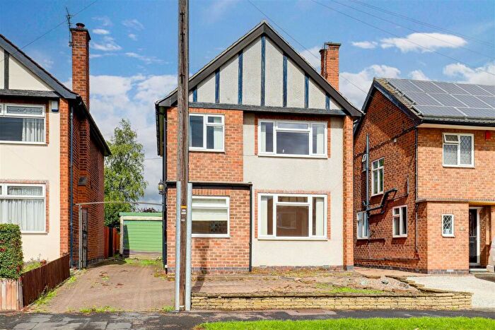 3 Bedroom Detached House For Sale In Lancaster Avenue, Sandiacre, Nottinghamshire, NG10
