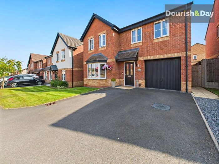 4 Bedroom Detached House For Sale In Pasture Lane, Stafford, ST16