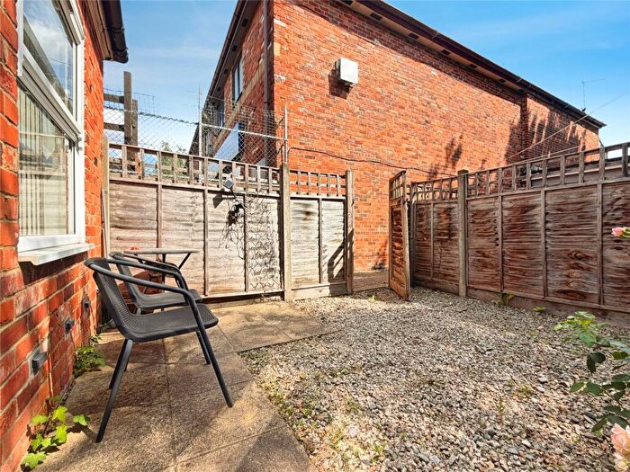 1 Bedroom Apartment To Rent In Oxford Road, Reading, Berkshire, RG1