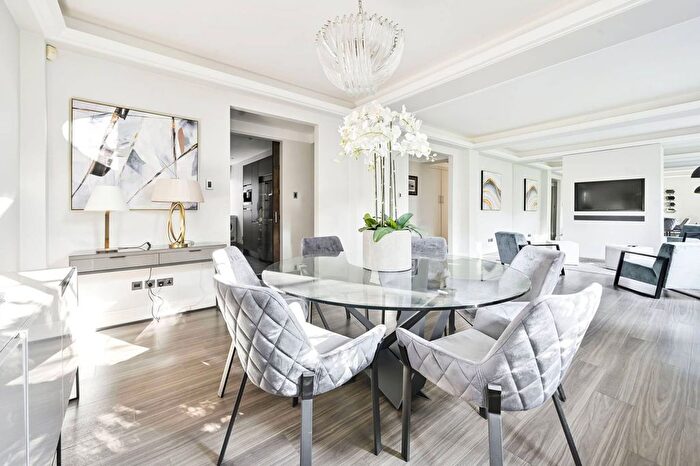3 Bedroom Flat To Rent In Princes Gate, Knightsbridge, London, SW7
