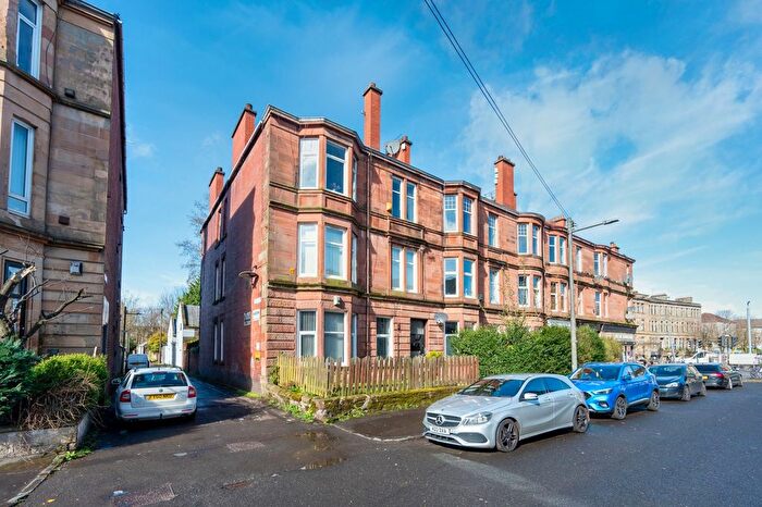 3 Bedroom Flat To Rent In Percy Street, Cessnock, Glasgow, G51