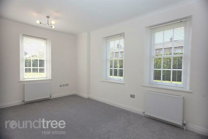 3 Bedroom Flat To Rent In Brampton Grove, Hendon, NW4