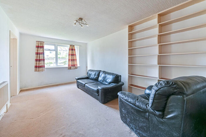 1 Bedroom Flat For Sale In Selhurst Road, , Croydon, London, SE25