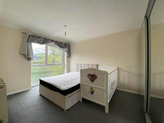 2 Bedroom Apartment To Rent In Woburn Court, Vincent Road, Luton, Luton, LU4