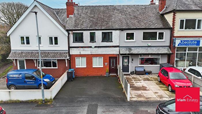 2 Bedroom Flat To Rent In Glazebrook Lane, Glazebrook, WA3