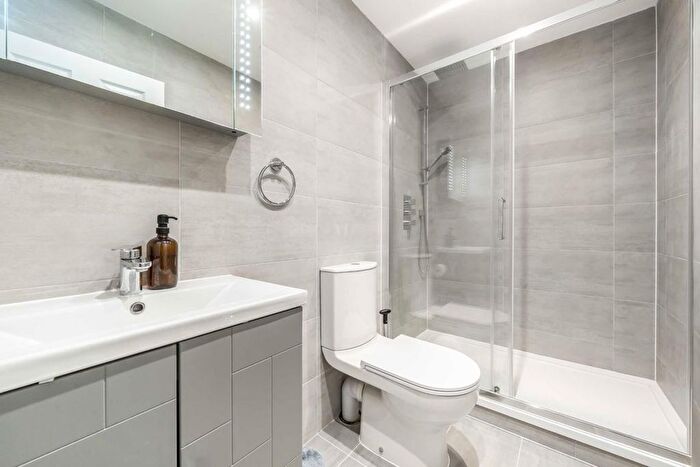 2 Bedroom Flat To Rent In Churchfield Road, London, W13