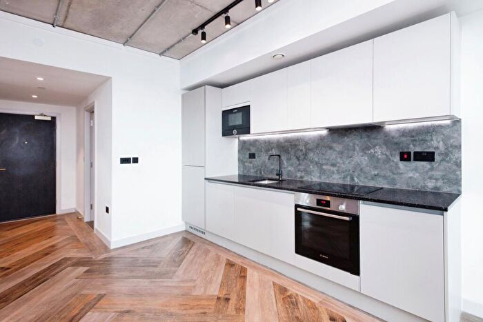2 Bedroom Flat To Rent In Ancoats Garden, Bendix Way, M4