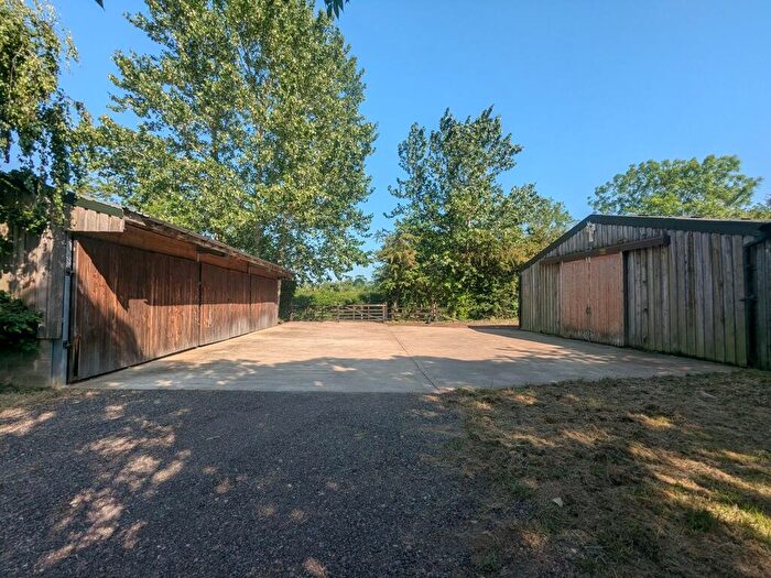 4 Bedroom Farm Land For Sale In Land And Buildings Off Cricket Field Lane, Yelvertoft, Northamptonshire, NN6