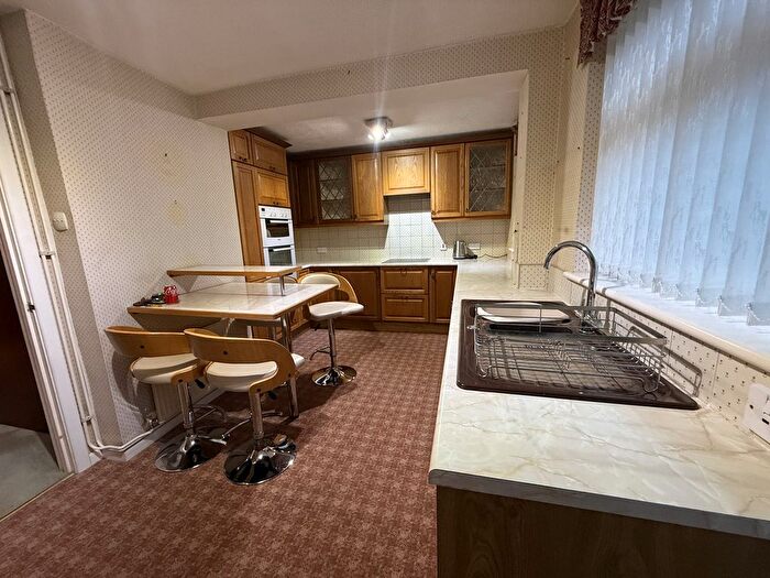 4 Bedroom Detached House For Sale In Sibland Road, Thornbury, BS35