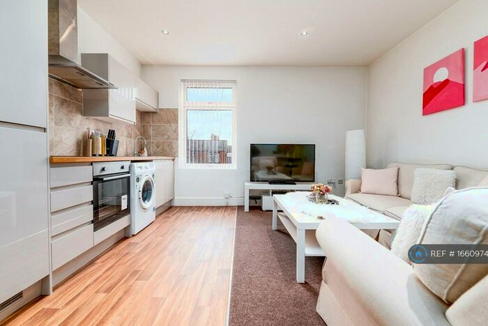 1 Bedroom Flat To Rent In Derby Road, Stapleford, Nottingham, NG9