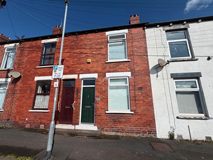 2 Bedroom Terraced House For Sale In Elder Grove, Wakefield, West Yorkshire, WF2