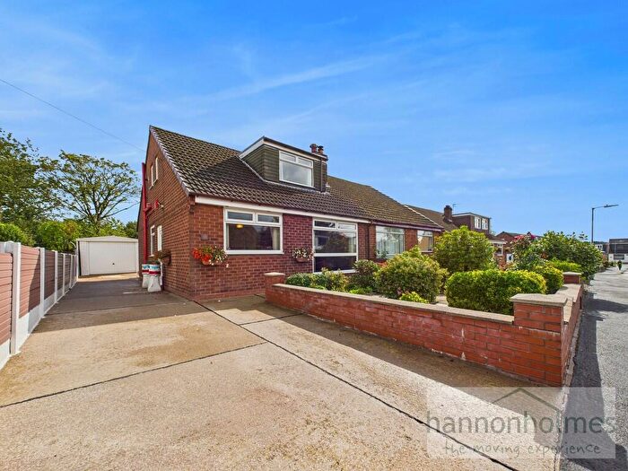 4 Bedroom Semi-Detached Bungalow For Sale In Sandown Crescent, Little Lever, Bolton, BL3