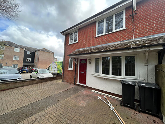 2 Bedroom End Of Terrace House To Rent In Flandersfield, Colchester, CO2