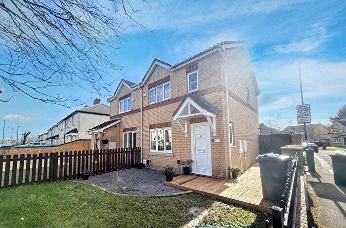 3 Bedroom Semi-Detached House To Rent In Waterville Road, North Shields, NE29