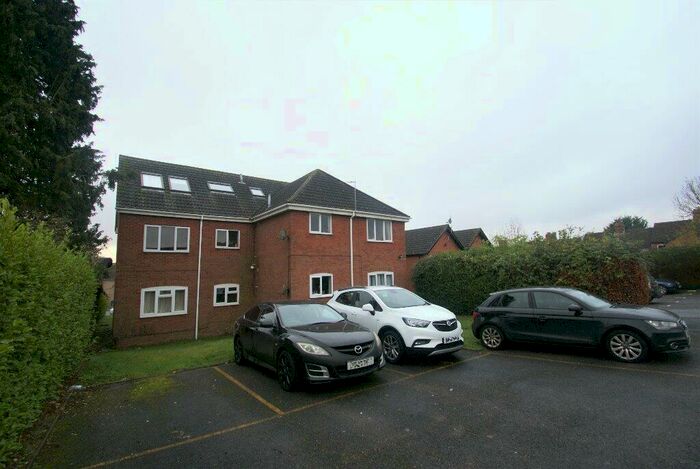 1 Bedroom Flat To Rent In Andover Road, Ludgershall, SP11