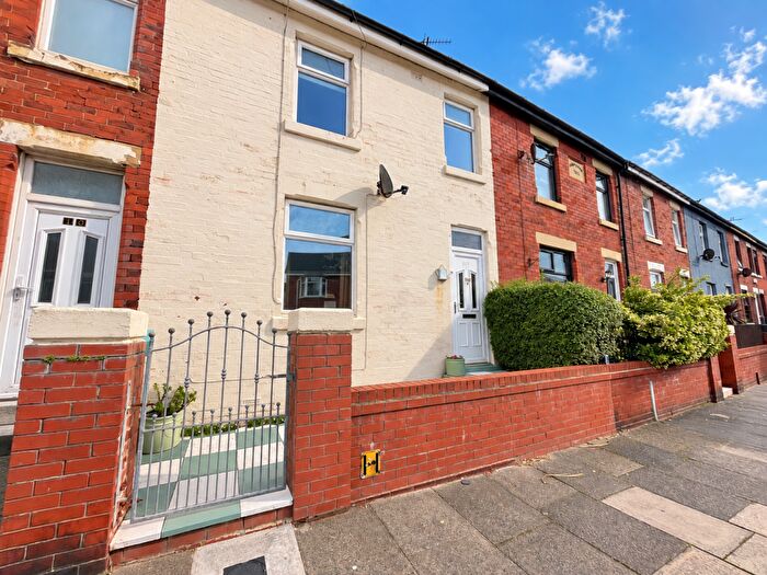 2 Bedroom Terraced House For Sale In Newhouse Road, Blackpool, FY4