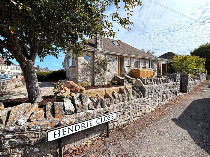 4 Bedroom Detached Bungalow For Sale In Hendrie Close, Swanage, BH19