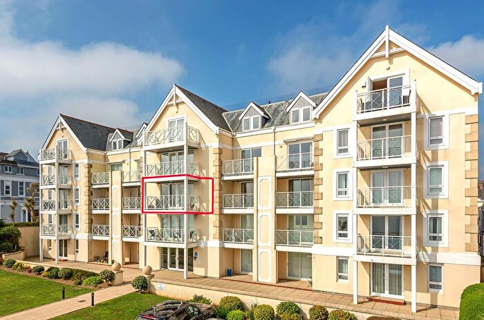 2 Bedroom Flat For Sale In Cliff Road, Seascapes Cliff Road, TR11